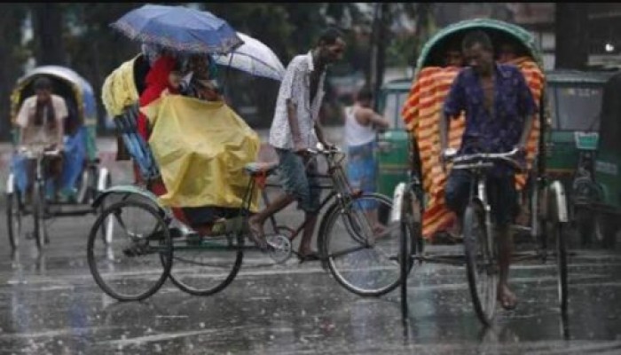 উত্তরে ভারি বৃষ্টি, খুলনায় শুরু হতে পারে তাপপ্রবাহ