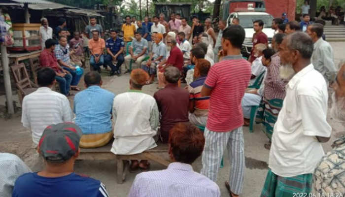 চারঘাটে মাদকমুক্ত ও সচেনতা বৃদ্ধি করতে অভিযান করলেন ওসি