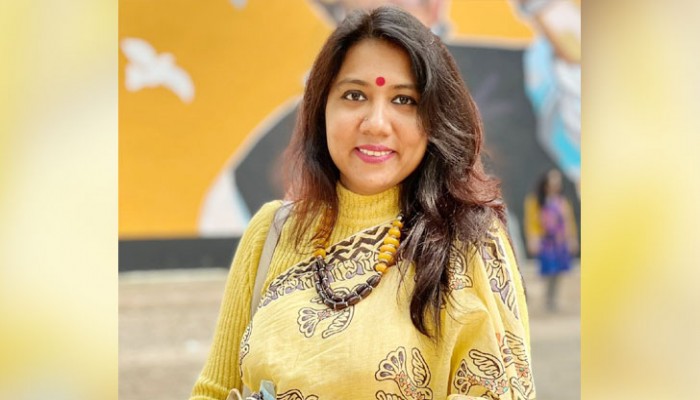 বাসায় নারী সাংবাদিকের ঝুলন্ত লাশ
