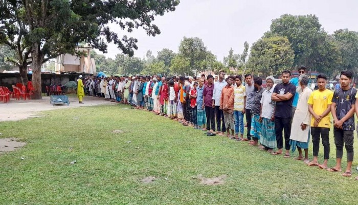 পুলিশের গুলিতে নিহত শিশু সুরাইয়ার দাফন সম্পন্ন