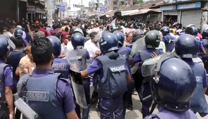 ভোলায় পুলিশ-বিএনপি সংঘর্ষের ঘটনায় দুই মামলা