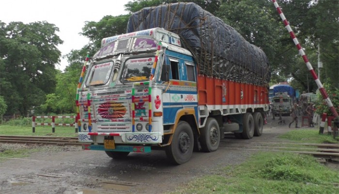 ভারত থেকে কাঁচামরিচ আমদানি শুরু