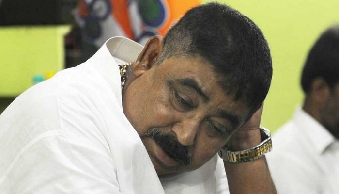 গরু পাচার মামলায় পশ্চিমবঙ্গের তৃণমূল নেতা অনুব্রত মণ্ডল গ্রেপ্তার