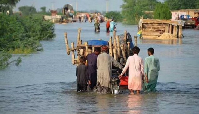 পাকিস্তানে বন্যা, ঝুঁকিতে ৩০ লাখের বেশি শিশু