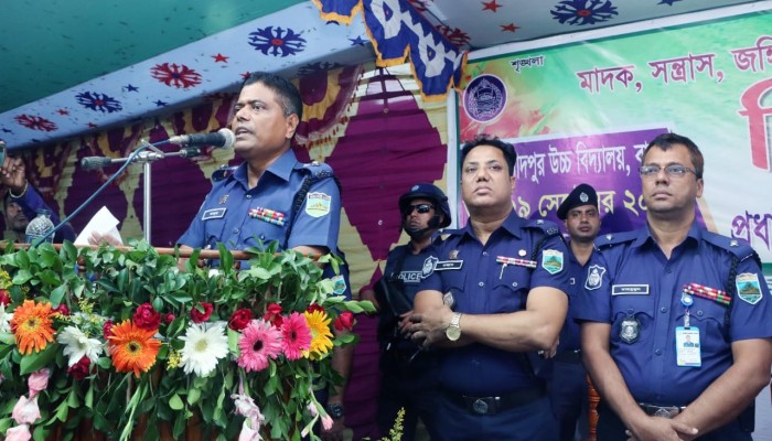 অপরাধ করলে পুলিশসহ কাউকে ছাড় দেয়া হবে না কঠোর হুসিয়ারি রাজশাহীর এসপির