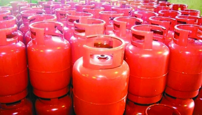এলপিজি গ্যাসের দাম কমল