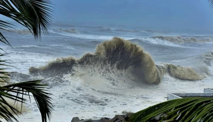 অক্টোবরে ঘূর্ণিঝড়ের পূর্বাভাস, হতে পারে বন্যা