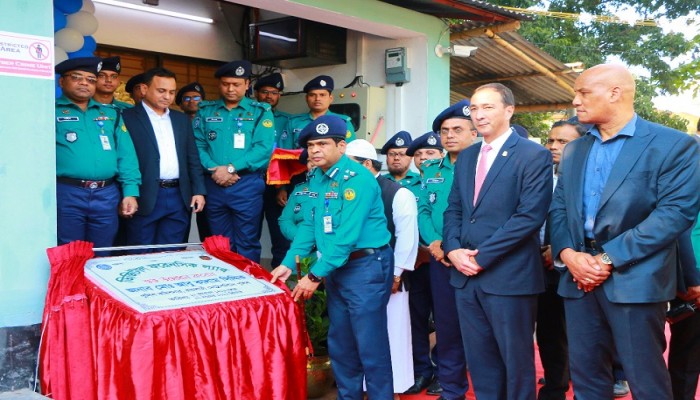 আরএমপি’র ডিজিটাল ফরেনসিক ল্যাব উদ্বোধন করলেন পুলিশ কমিশনার