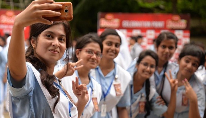 পাশের হার কমলেও বেড়েছে জিপিএ-৫