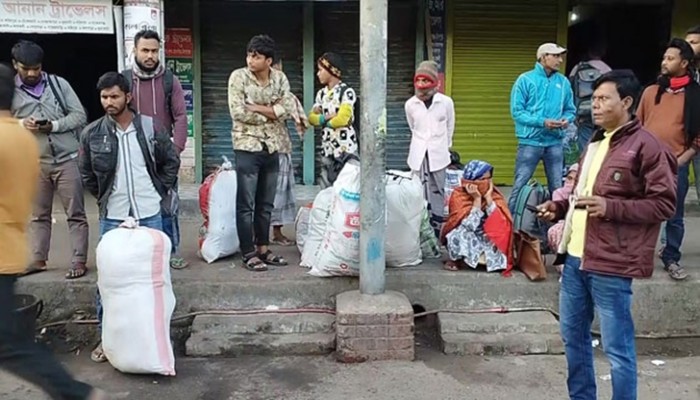 বিএনপির সমাবেশের দুদিন আগে রাজশাহীর ৮ জেলায় পরিবহণ ধর্মঘট, দুর্ভোগ চরমে