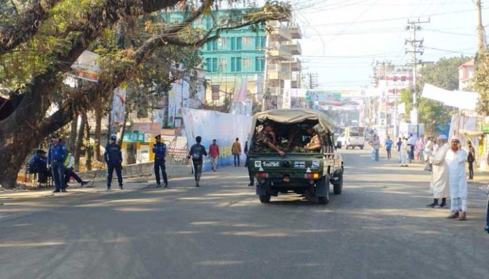 নিরাপত্তার চাদরে কক্সবাজার