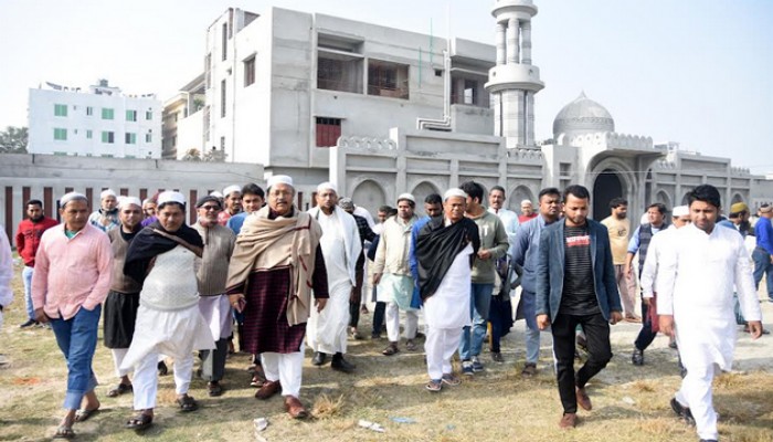 মহানগরীতে ঈদগাহ ও কবরস্থানের উন্নয়ন কাজ পরিদর্শনে রাসিক মেয়র লিটন