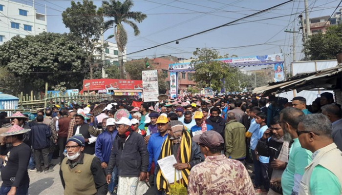 রাজশাহীতে প্রধানমন্ত্রীর জনসভাস্থল কানায় কানায় পরিপূর্ণ