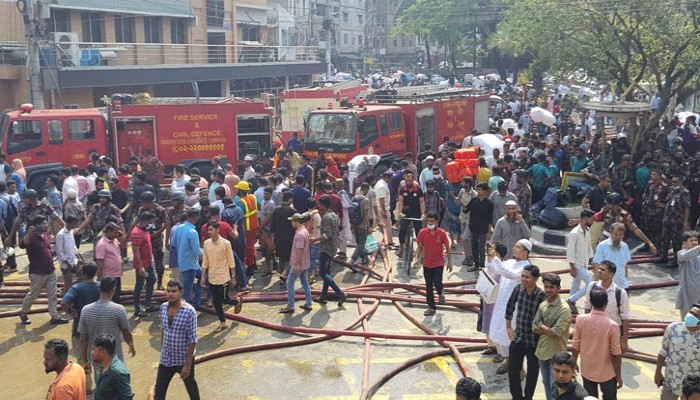 বঙ্গবাজারে অগ্নিকাণ্ড তদন্তে ফায়ার সার্ভিসের কমিটি