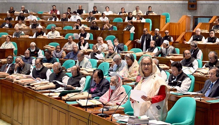 জাতীয় সংসদের সুবর্ণ জয়ন্তীতে ডাকটিকিট অবমুক্ত করলেন প্রধানমন্ত্রী