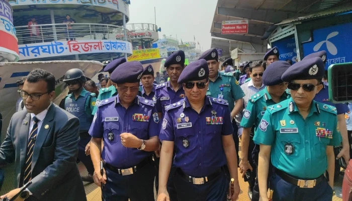 স্বর্ণালংকার-টাকা ফাঁকা বাসায় না রেখে সঙ্গে নিয়ে যান: আইজিপি