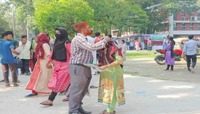 রাবিতে ভর্তি পরীক্ষা শুরু, নজরদারিতে সন্দেহভাজন জালিয়াতি চক্র