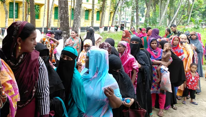 ছয় ঘণ্টার মধ্যে ৪০ শতাংশের মতো ভোট পড়েছে: ইসি