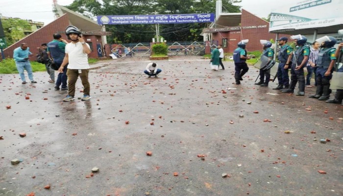 সিলেটে শাবিপ্রবির শিক্ষার্থীদের সঙ্গে স্থানীয়দের সংঘর্ষে আহত ২০