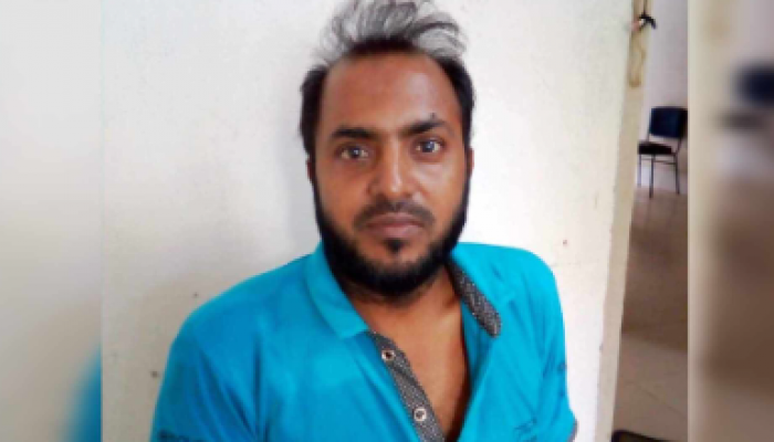 পাবনায় ডাক্তারের  বিরুদ্ধে তার নিজ সহকর্মীকে হয়রানি ও রোগীদের ভুল চিকিৎসা দেওয়ার অভিযোগ