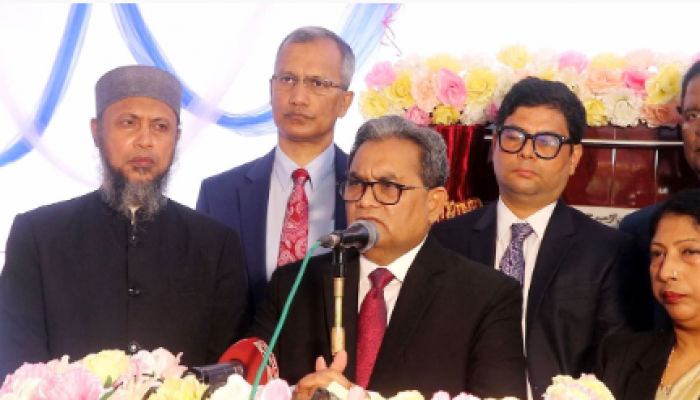 যদি বিচার বিভাগ দুর্বল হয়, সেই রাষ্ট্রকে শক্তিশালী রাষ্ট্র বলা যাবে না---প্রধান বিচারপতি যদি বিচার বিভাগ দুর্বল হয়, সেই রাষ্ট্রকে শক্তিশালী রাষ্ট্র বলা যাবে না---প্রধান বিচারপতি