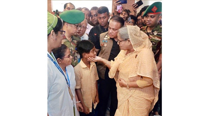 ছোট্ট রাব্বির দায়িত্ব নিলেন প্রধানমন্ত্রী