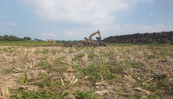 দুর্গাপুরে প্রশাসনের সাথে রফাদফায় মানা হচ্ছে না জমির শ্রেণি পরিবর্তন আইন