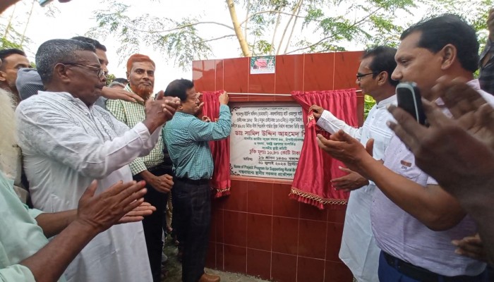 শিবগঞ্জে ১১ কোটি টাকার সেতু নির্মাণ কাজের উদ্বোধন