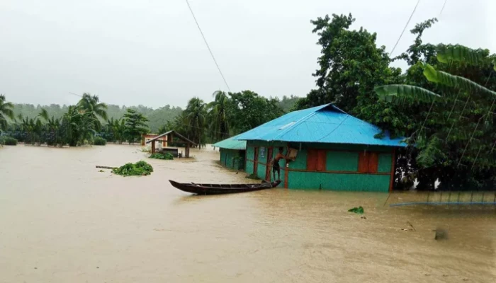 চট্টগ্রাম-কক্সবাজার সড়কে সীমিত যান চলাচল শুরু