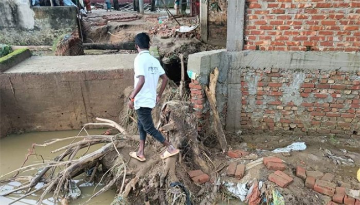 চট্টগ্রামে বানের পানিতে তলিয়ে ১৯ জনের মৃত্যু