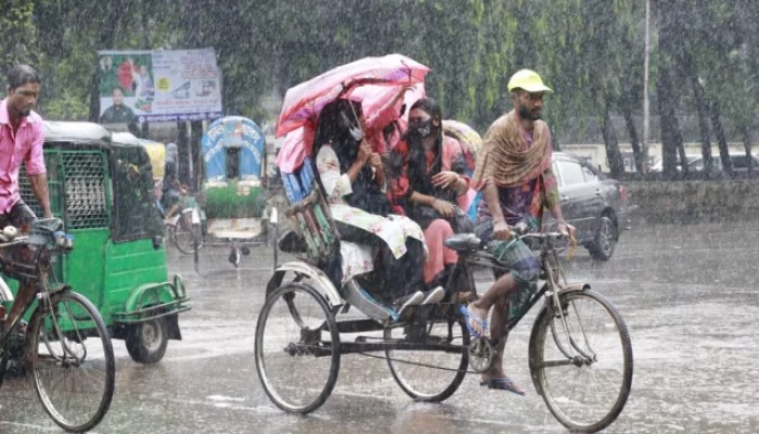 আজ কিছু জায়গায় ঝরবে বৃষ্টি, দিনের তাপমাত্রা বাড়বে