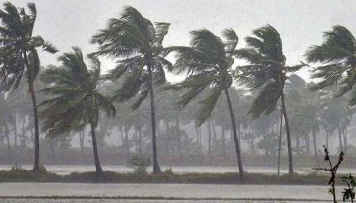 দেশের সাত অঞ্চলের ওপর দিয়ে ঝোড়ো হাওয়ার আভাস