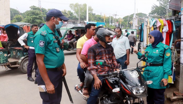 রাজশাহীতে যেসব আইন ভঙ্গ করলেই যানবাহন ও চালকের বিরুদ্ধে মামলা