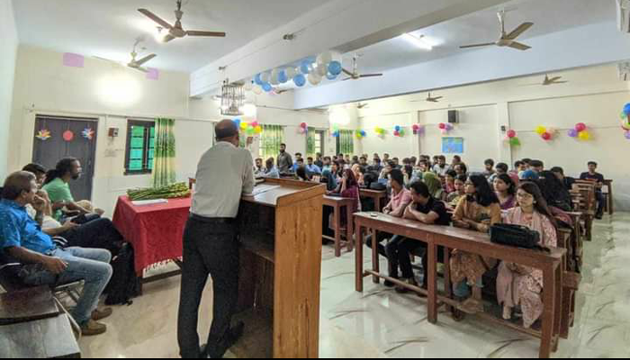 রাবিতে ১ম বর্ষের ক্লাস শুরু, র‍্যাগিং করলে কঠোর ব্যবস্থা