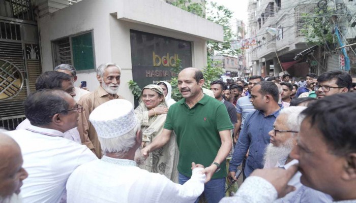 রাস্তা চওড়া করার জন্য জায়গা ছাড়ার আহবান ডিএনসিসি মেয়র মোঃ আতিকুল ইসলামের