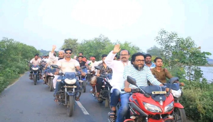 আ.লীগের সাফল্য ও উন্নয়ন তুলে ধরে উপজেলা চেয়ারম্যান জিএম হিরা বাচ্চু'র শোভাযাত্রা