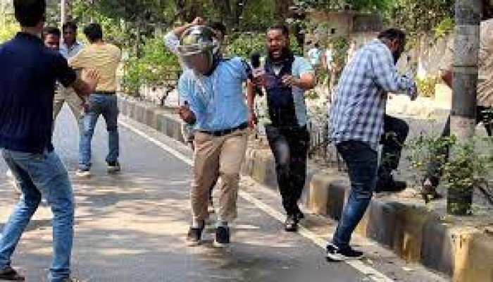 সাংবাদিকদের ওপর হামলার ঘটনায় আরইউজের নিন্দা ও প্রতিবাদ