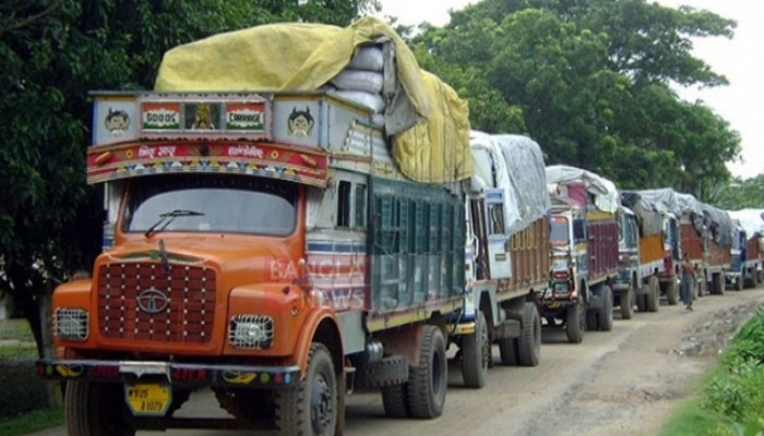 ভারত থেকে এলো ১২০০ টন আলু, কেজিতে কমলো ১০ টাকা