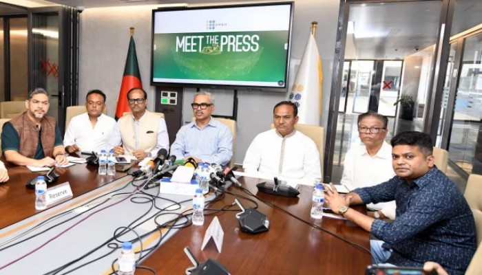 উচ্ছৃঙ্খল শ্রমিকেরা ভাঙচুর চালিয়েছেন, নিরাপত্তার জন্য ১৩০ কারখানা বন্ধ: বিজিএমইএ