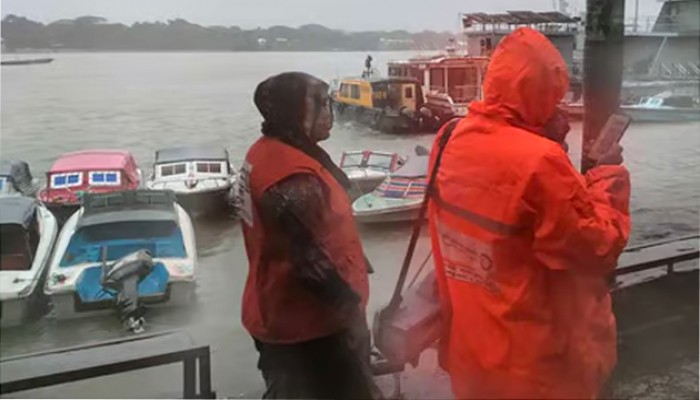 ঘূর্ণিঝড় ‘মিধিলি’: মোংলা-পায়রা বন্দরে ৭ নম্বর বি’পদ সংকেত