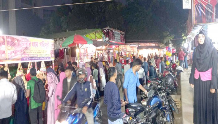 রাজশাহীতে বস্ত্র ও কুঠির শিল্প মেলার নামে টাকার খেলা