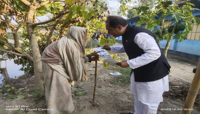 পুঠিয়ায় নৌকাকে বিজয়ের লক্ষ্যে দারার ভোট প্রার্থনা