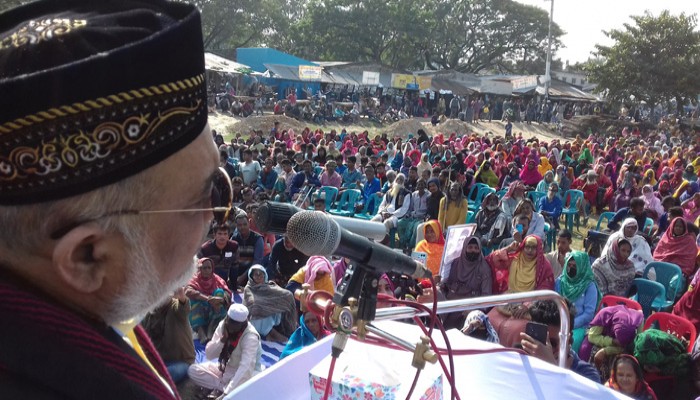 ‘দেশের উন্নয়নের জন্য নৌকায় ভোট দিন : ফারুক চৌধুরী