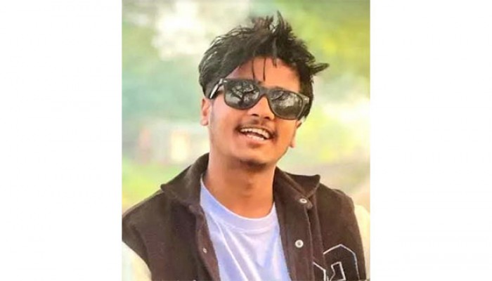 নাটোরে স্কুলছাত্রীকে অপহরণের অভিযোগে টিকটকার নিরব গ্রেপ্তার