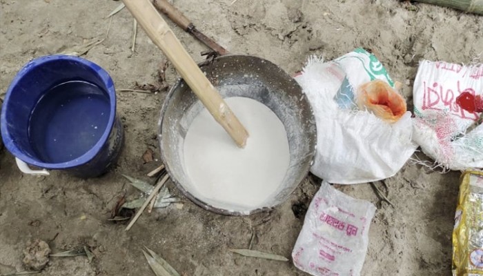 চিনি দিয়ে তৈরি হচ্ছে খেজুর গুড়!