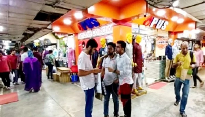 গুলিস্তান পাতাল মার্কেট: অতি ঝুঁকিপূর্ণই ঘোষণার ১০ মাসেও কোনো ব্যবস্থা নেই