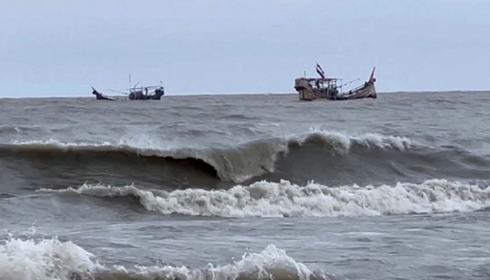 তিন বিভাগে তাপপ্রবাহের সম্ভাবনা, গরমে বাড়তে পারে অস্বস্তি
