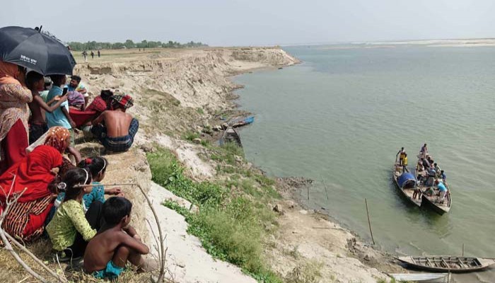 বাঘায় পদ্মা নদীতে নিখোঁজ যুবকের মরদেহ উদ্ধায়