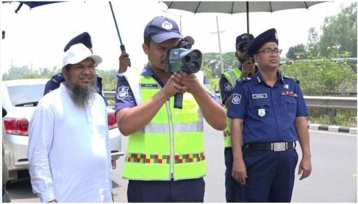 ঢাকা-মাওয়া এক্সপ্রেসওয়েতে মূল সড়কে বন্ধ হচ্ছে মোটরসাইকেল: