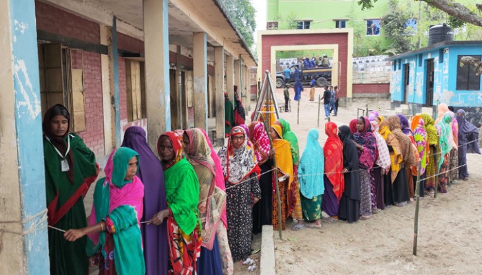 প্রথম ধাপে ১৩৯ উপজেলায় ভোটগ্রহণ শেষ, চলছে গণনা